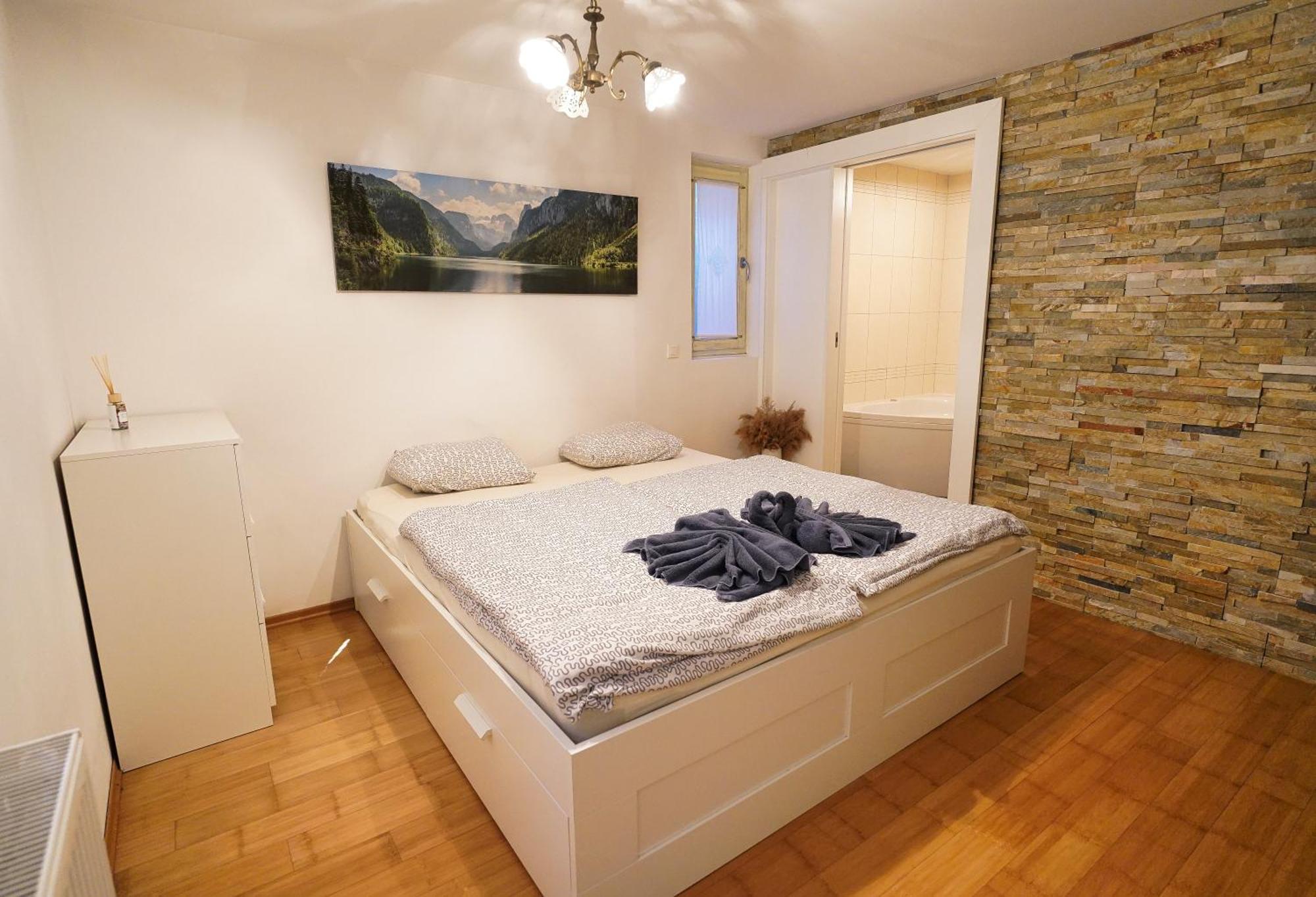 Apartment Mojstrovka With Terrace In City Center Кранська Гора Екстер'єр фото