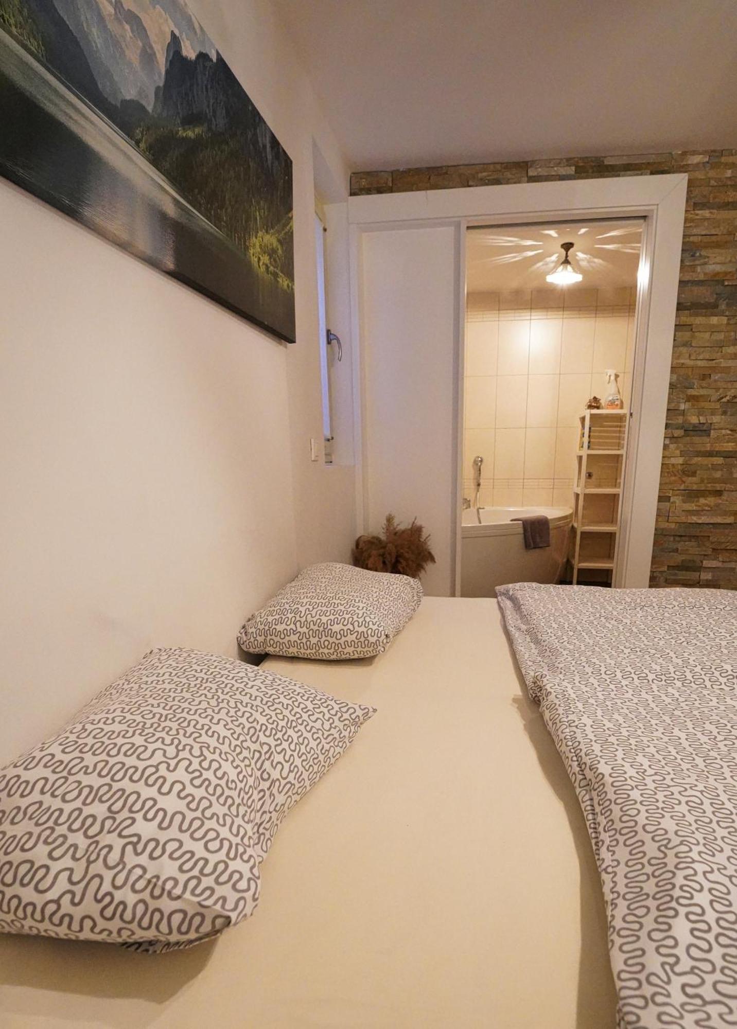 Apartment Mojstrovka With Terrace In City Center Кранська Гора Екстер'єр фото