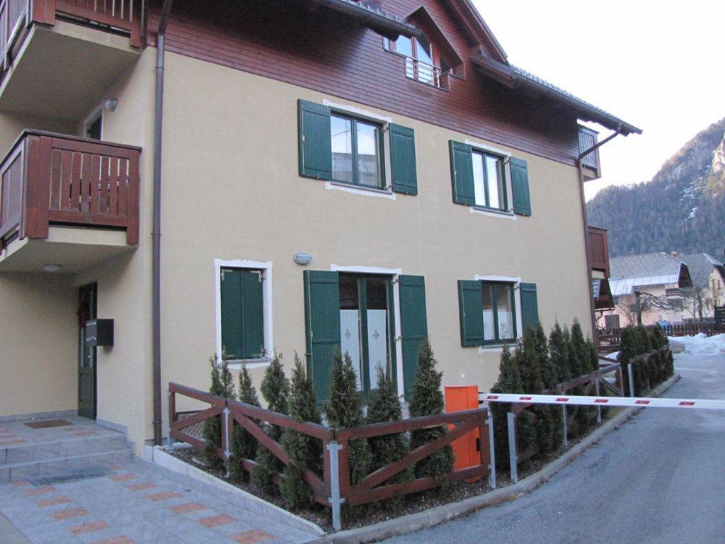 Apartment Mojstrovka With Terrace In City Center Кранська Гора Номер фото